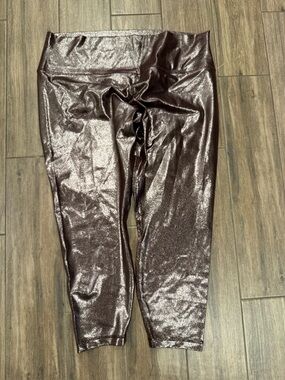NWOT - Lululemon Align High-Rise Crop 21"
Radiate Foil Print French Press